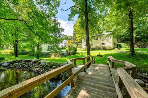 334 Turk Hill Rd, Southeast, NY 10509