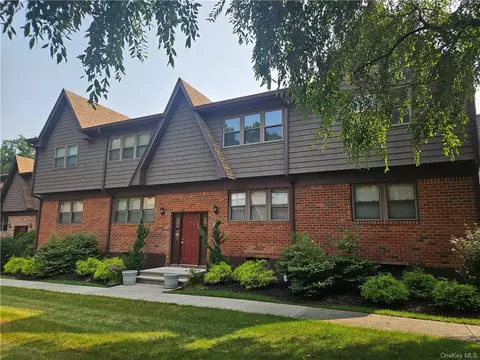 48 Milford Ln #3J, Ramapo, NY 10901