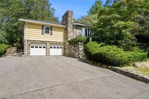 65 Inningwood Rd, New Castle, NY 10546