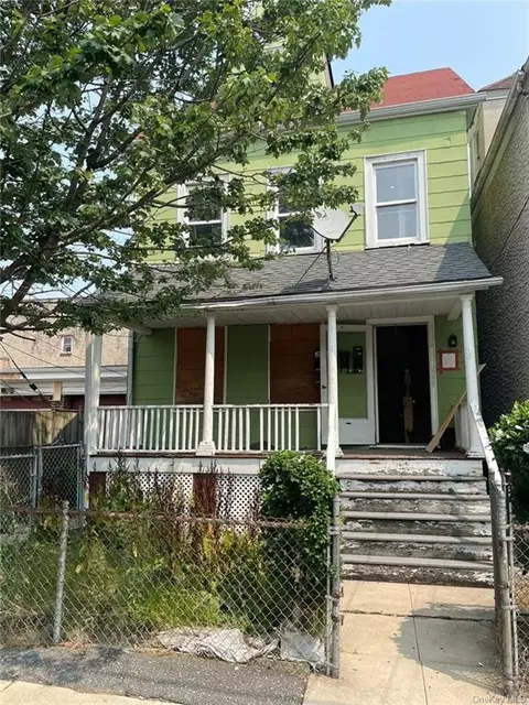 55 Walnut St, New Rochelle, NY 10801