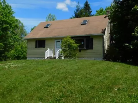 63 Scotchtown Pl, Wallkill, NY 10941