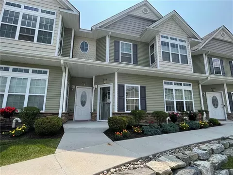 608 Egrets Lndg, Carmel, NY 10512