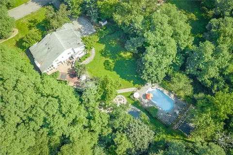 2 Cutler Ct, Ramapo, NY 10901