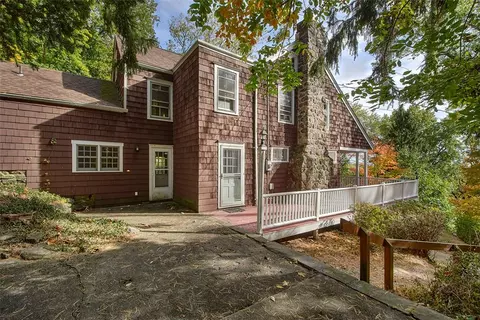 52 Mt Airy Rd, Cortlandt, NY 10520