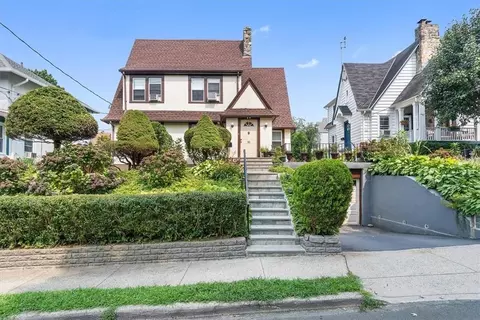 52 Mckinley Ave, White Plains, NY 10606