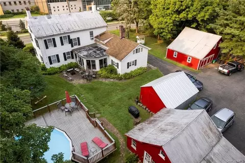 670 New Hempstead Rd, Ramapo, NY 10977