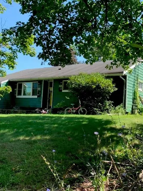 4 Lenape Rd, Newburgh, NY 12550