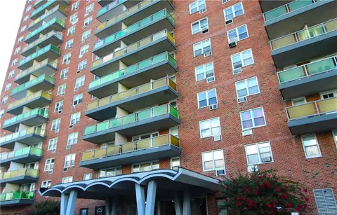 1841 Central Park Ave #14B, Yonkers, NY 10710