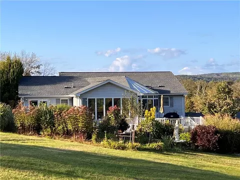 71 White Sulphur Rd, Swan Lake, NY 12783
