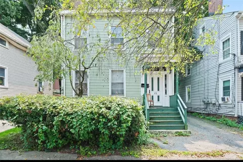 83 Montgomery St, Poughkeepsie, NY 12601
