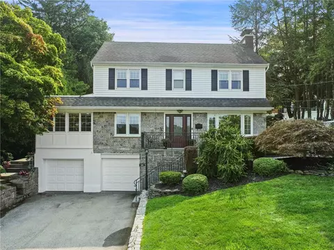 188 Oakland Ave, Eastchester, NY 10709