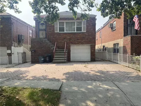 3288 Country Club Rd, New York, NY 10465
