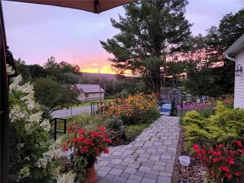 494 Old Route 17, Rockland, NY 12758