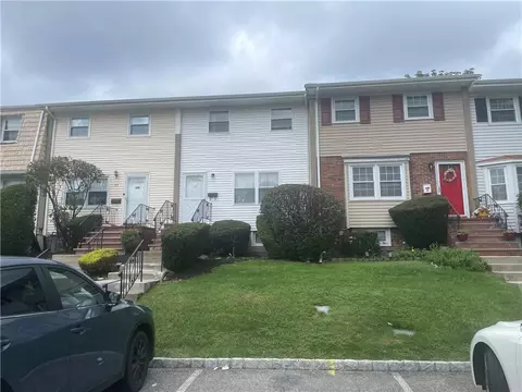 65 Alan Rd, Ramapo, NY 10977