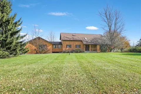 26 Muddy Kill Ln, Montgomery, NY 12549