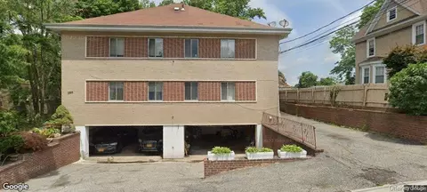 285 Battle Ave, White Plains, NY 10606