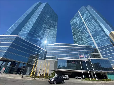 1 Renaissance Sq #11C, White Plains, NY 10601