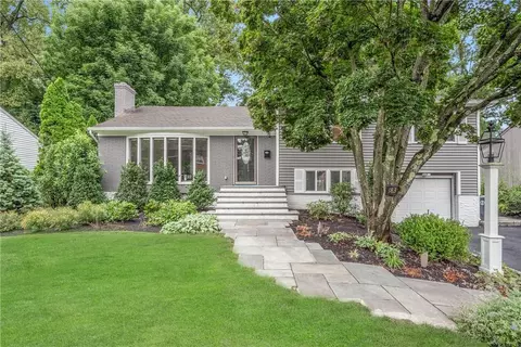 183 Pinewood Rd, Greenburgh, NY 10530