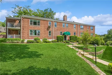 920 Pelhamdale Ave #D-1-K, Pelham, NY 10803