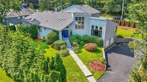 12 Carriage Way, White Plains, NY 10605