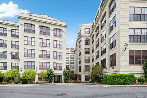 1 Scarsdale Rd #614, Eastchester, NY 10707
