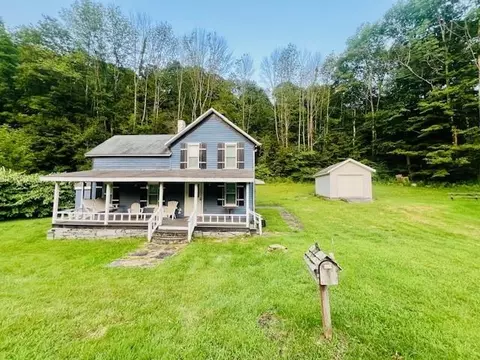 14483 Old County Highway 17, Hancock, NY 12776