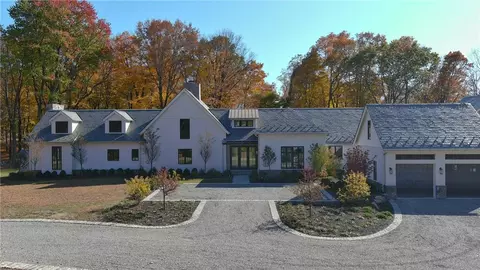 181 Hook Rd, Bedford, NY 10506