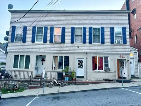 5 Park St, Southeast, NY 10509