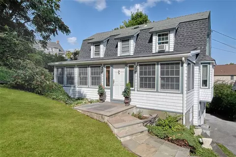 78 Exchange Pl, Port Chester, NY 10573