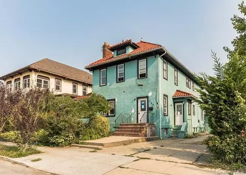 149 Chester St, Long Beach, NY 11561