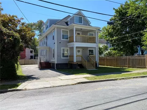 2 Fox Ter, Poughkeepsie, NY 12603