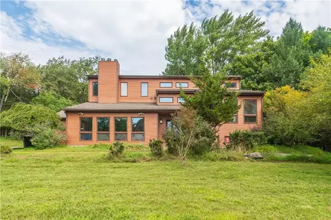146 Pine Hill Rd, Chester, NY 10918