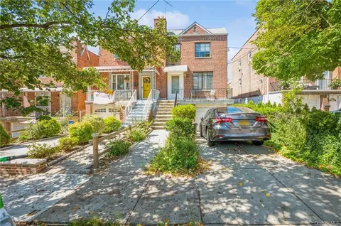 2335 Mickle Ave, Bronx, NY 10469