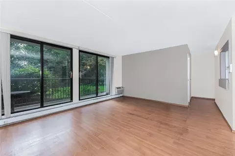 150 Overlook Ave #1B, Peekskill, NY 10566
