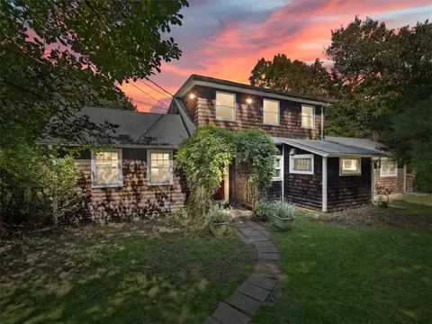 15 East Ln, Ramapo, NY 10977