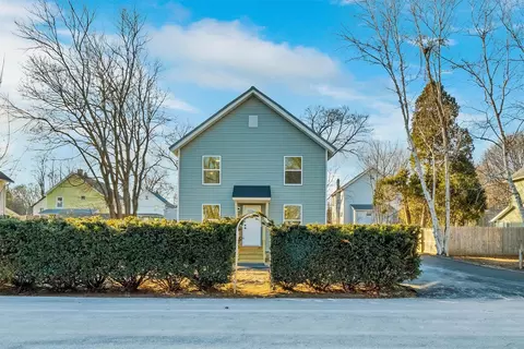 15 William St, Patterson, NY 12563