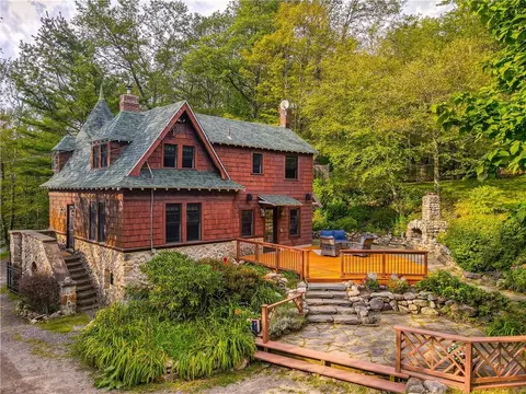 244 Vista Maria Rd, Pine Bush, NY 12566