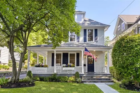 9 Redfield St, Rye, NY 10580
