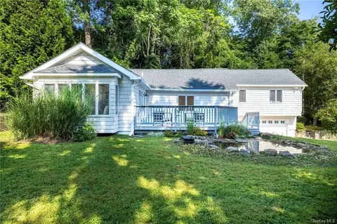 31 South Rd, Katonah, NY 10536