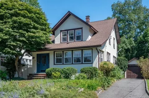 9 Fenton St, Rye, NY 10580