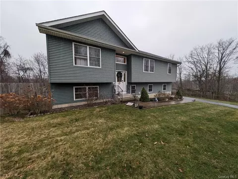 224 Freetown Hwy, Wallkill, NY 12589