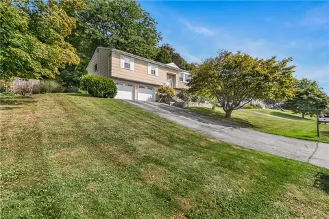 58 Carey St, Mahopac, NY 10541