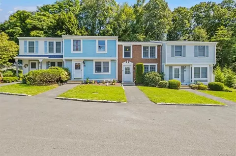 1103 Kings Way, Carmel, NY 10512