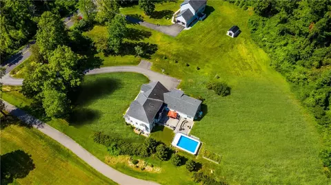 444 Carey Rd, Fishkill, NY 12524