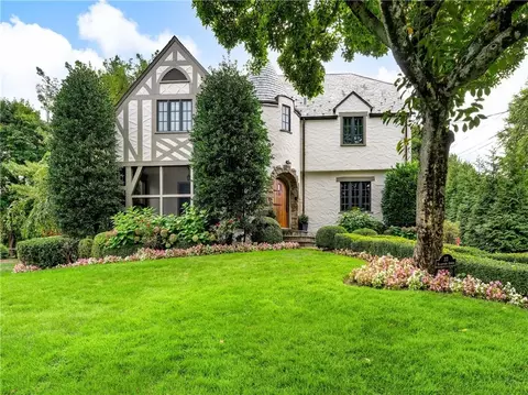 33 Valleyview Ave, Rye, NY 10580