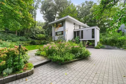 4711 Independence Ave, Bronx, NY 10471