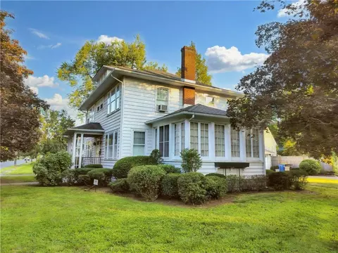 219 Washington Ave, Kingston, NY 12401