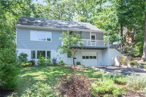 13 Oxford Rd, Greenburgh, NY 10706