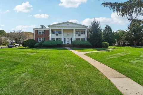 32 Bon Aire Cir #1804, Ramapo, NY 10901