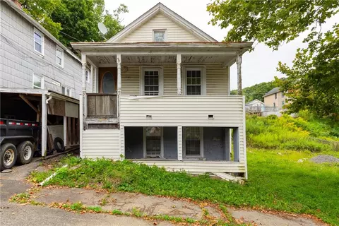 106 Newkirk Ave, Kingston, NY 12401